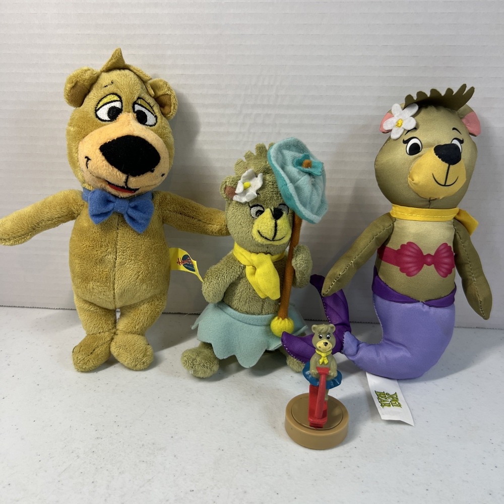 Hanna-Barbera Cartoon Yogi Bear Plushโ Set Cindy And Booboo Lot